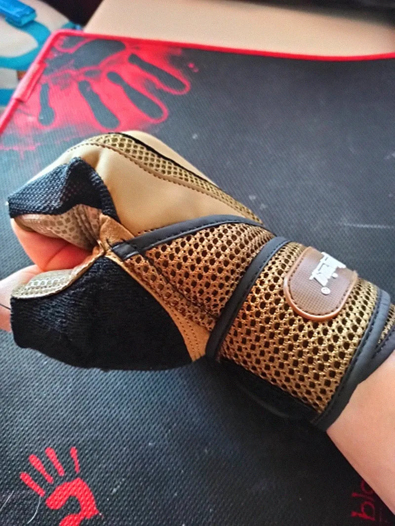 Breathable Fitness Gloves