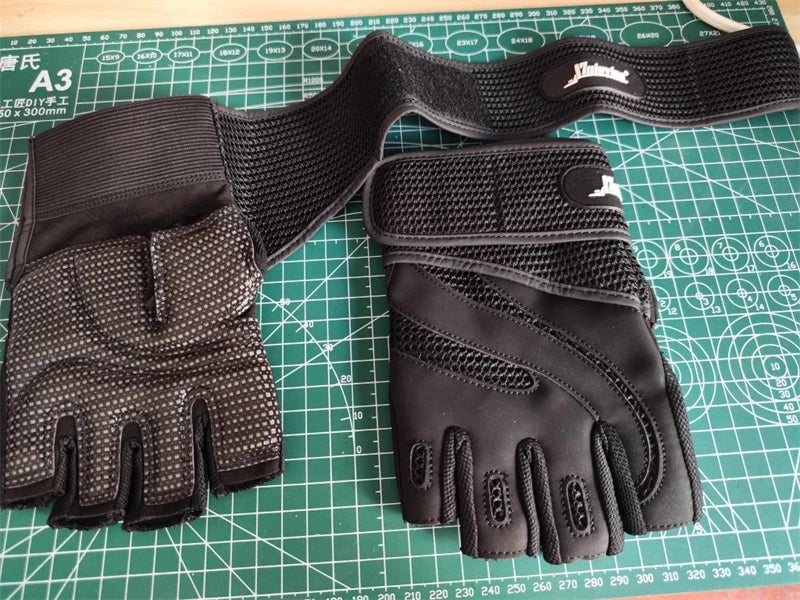 Breathable Fitness Gloves
